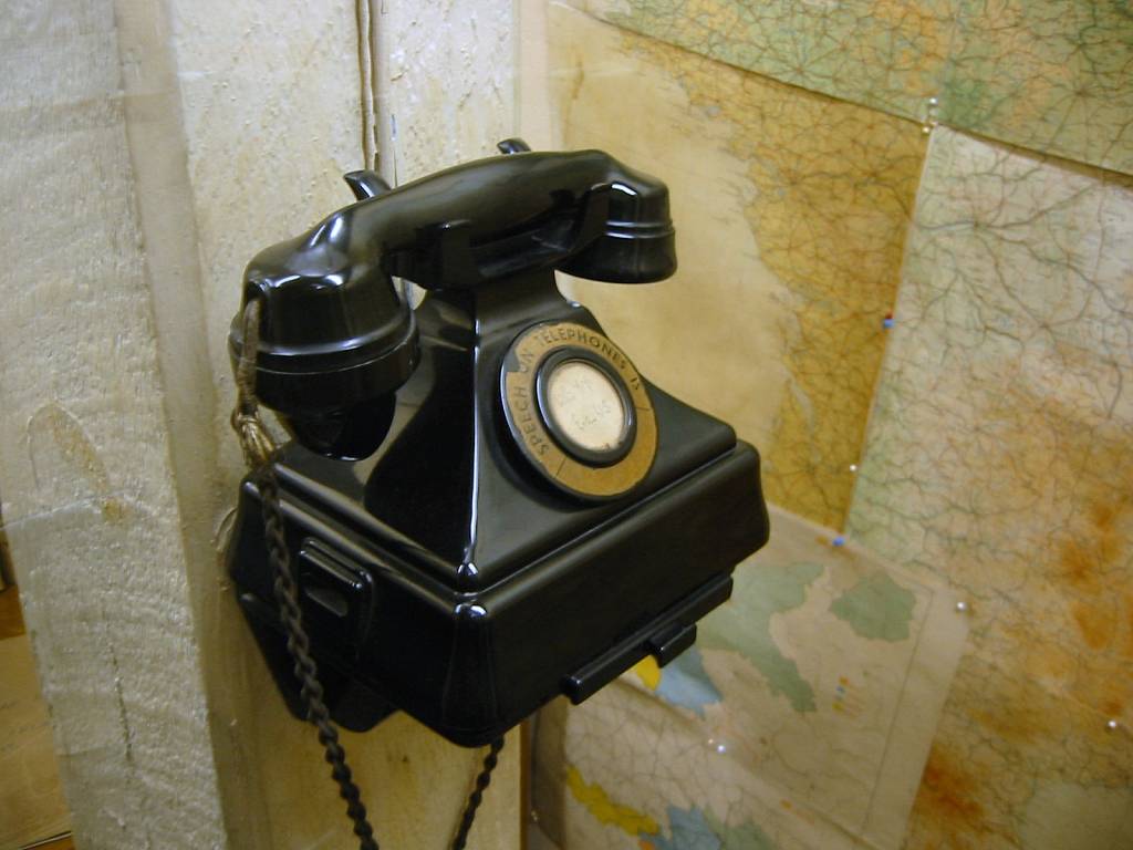 A telephone, Cabinet War Rooms.  Click for next photo.