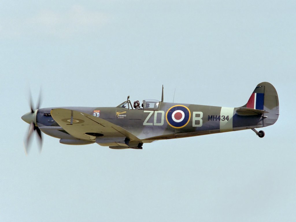 Supermarine Spitfire  Click for next photo.