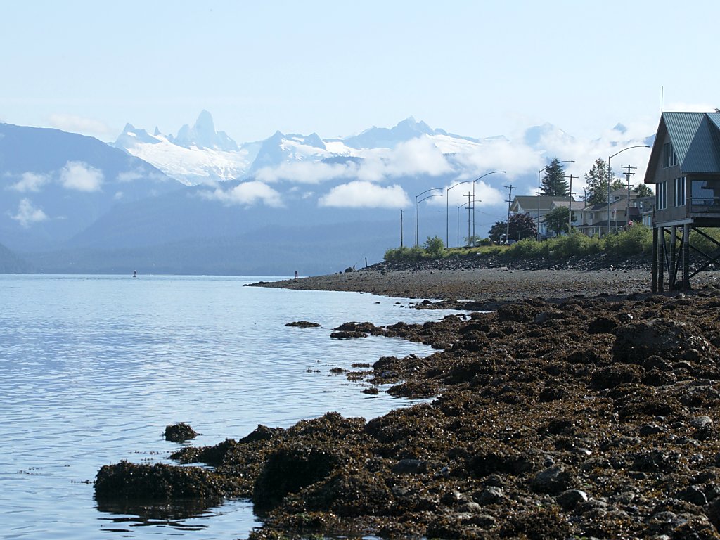 Looking east along the shore in Petersburg, Alaska.  Click for next photo.