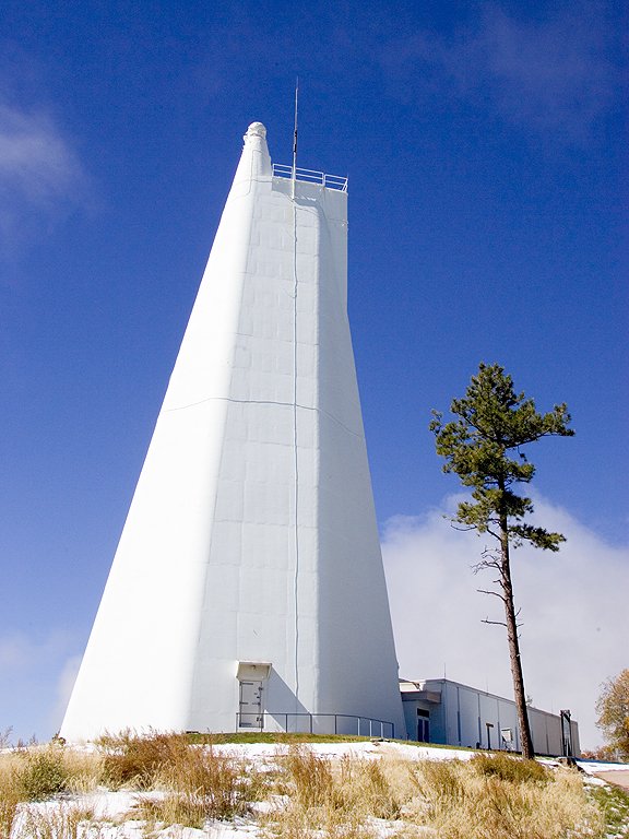 Dunn Solar Telescope, National Solar Observatory, Sacramento Peak, New Mexico, 2004.  Click for next photo.