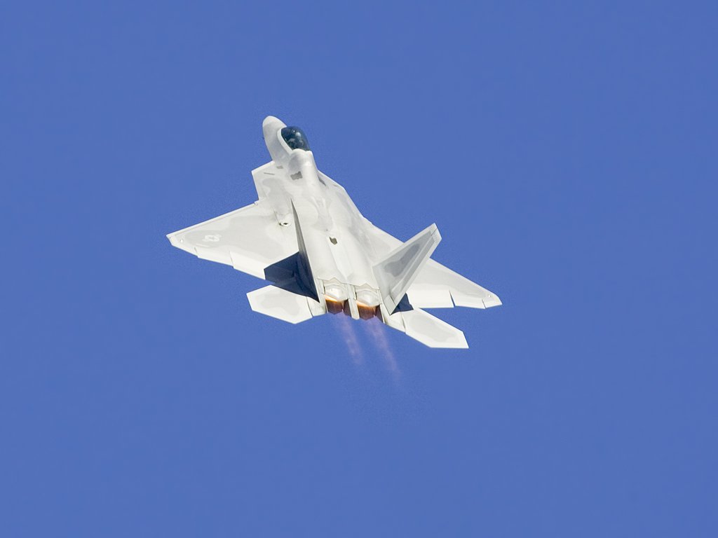 F-22 Raptor, Aviation Nation, Las Vegas.  Click for next photo.