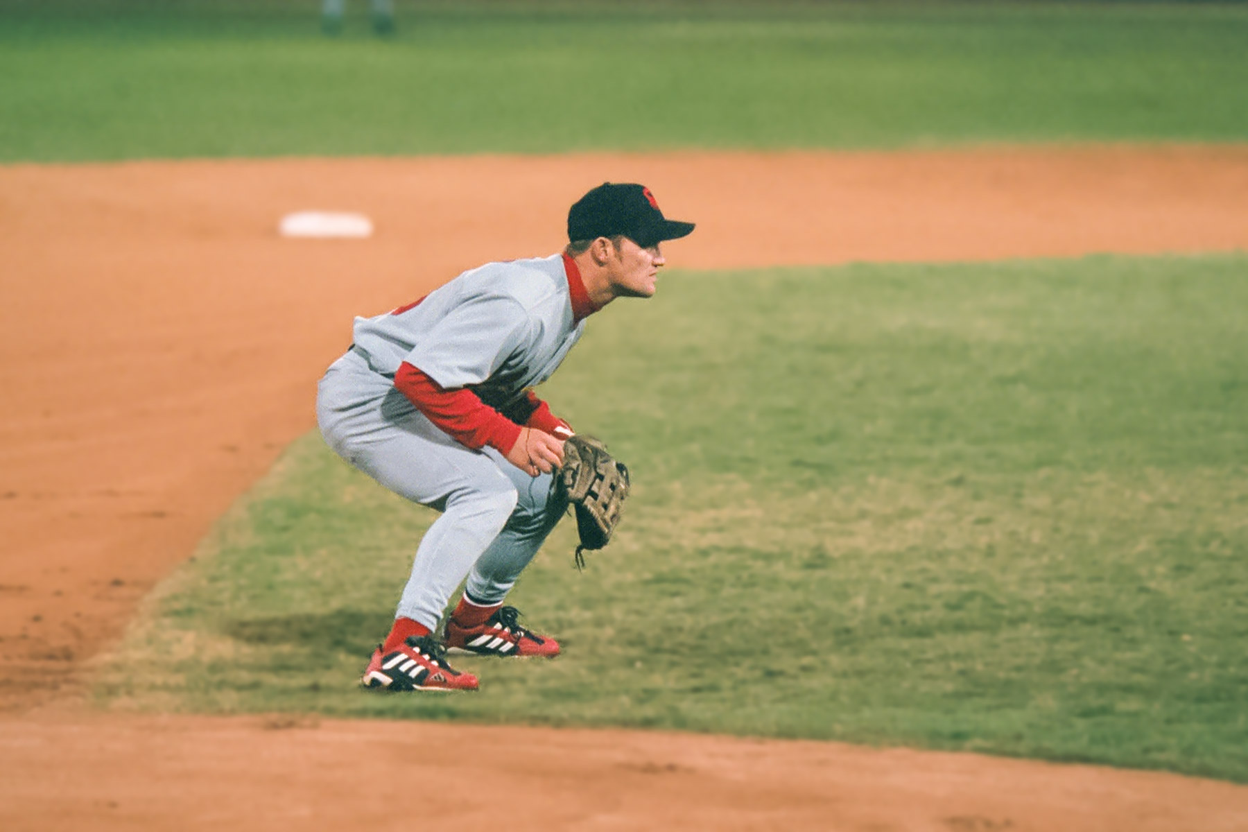 Stubby Clapp playing third base for the Scottsdale Scorpions, Arizona Fall League, 2000.  Click for next photo.