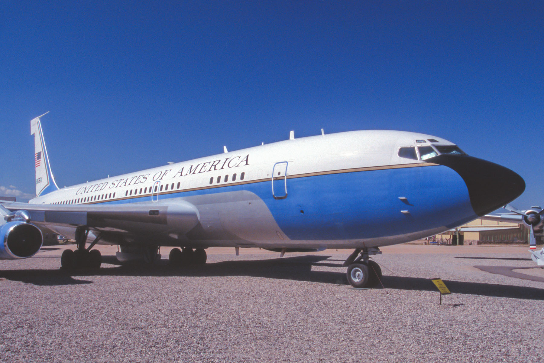 Air Force One, Boeing 707 used by Presidents Kennedy and Johnson.  It's not the Dallas plane; that one is in Ohio. Pima Air and Space Museum, Tucson.  Click for next photo.