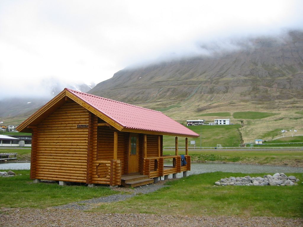 My little cabin in Ólafsfjörður.  Click for next photo.