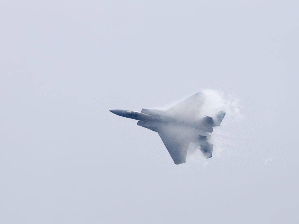 A lot of vapor got kicked up the humid first day of the Rhode Island Air Show.  Click for next photo.