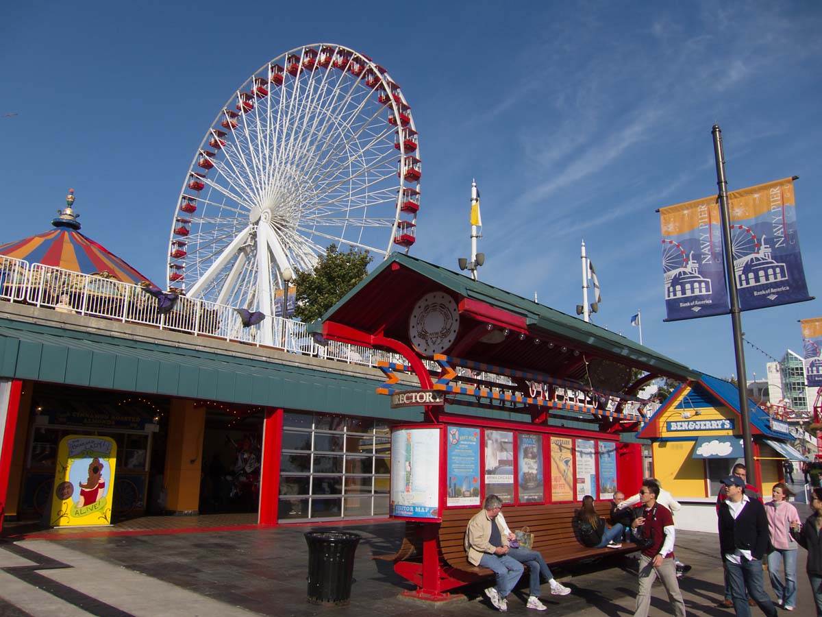 Navy Pier, Chicago.  Click for next photo.