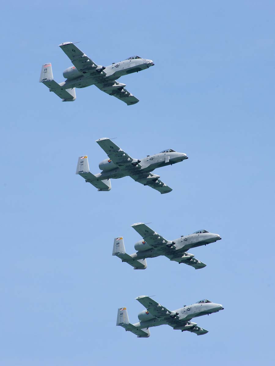 A-10 Warthogs, Chicago Air and Water Show.  Click for next photo.