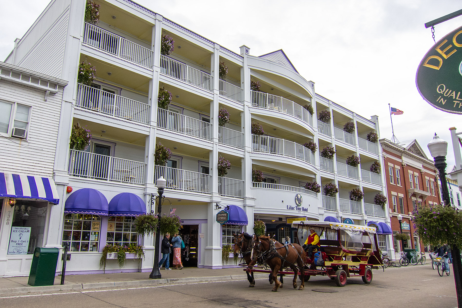 A taxi on Mackinac Island, Michigan.  Click for next photo.