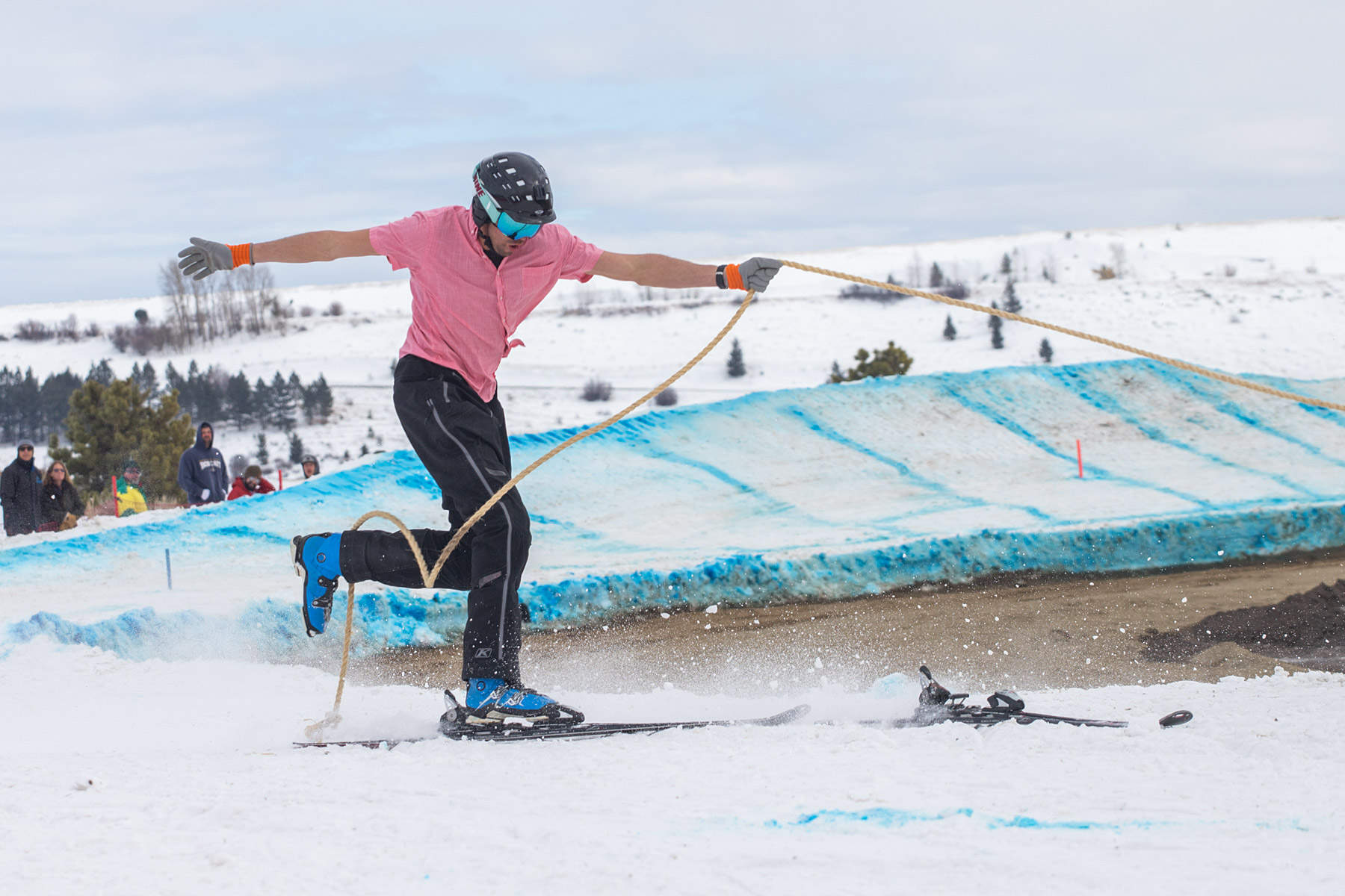 Lost a ski, Ski Joring National Finals.  Click for next photo.